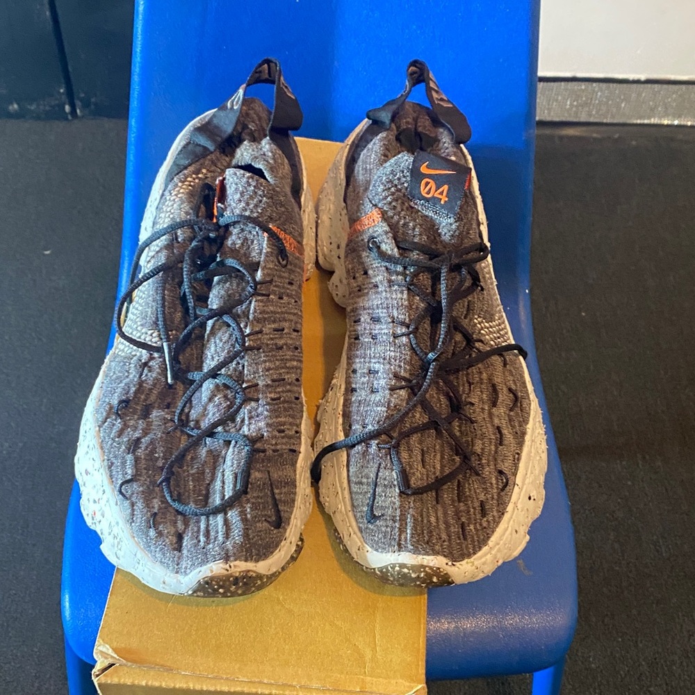 SPACE HIPPIE NIKE SNEAKERS FOR MEN